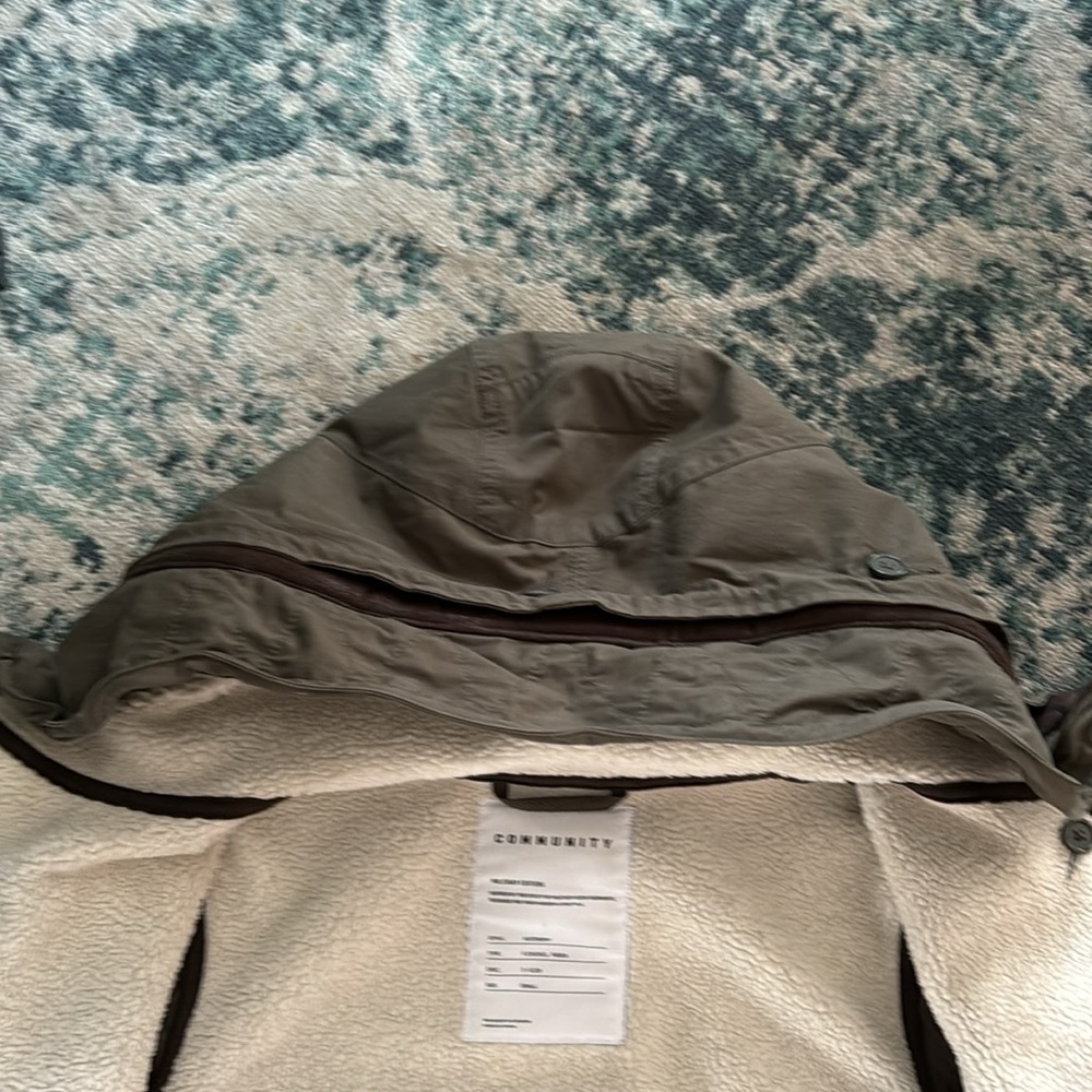 Community Autonomy Green Parka - Picture 13 of 16